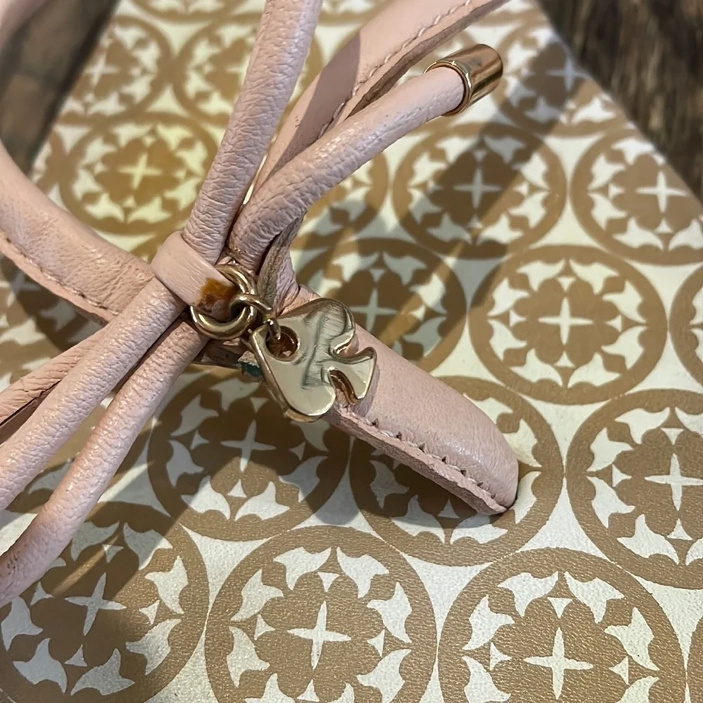 Kate Spade Mystic Bow Charm Nude Blush‎ Pink Sandals 9.5
